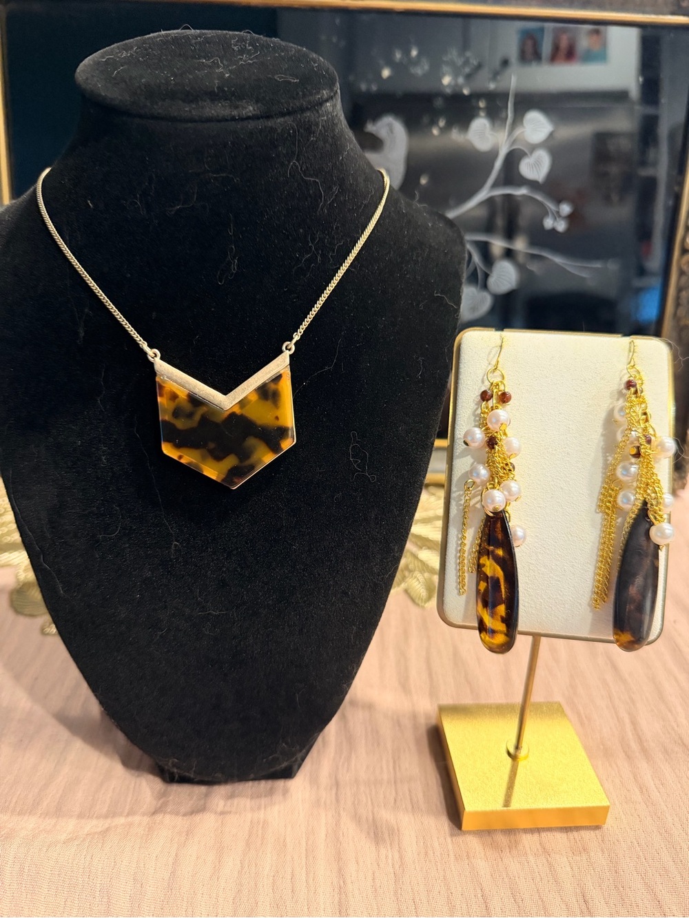 Tortoiseshell Chevron Pendant Necklace with Matching Dangle Earrings - Gold Tone
